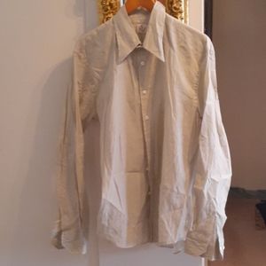 Men's retro button down shirt.